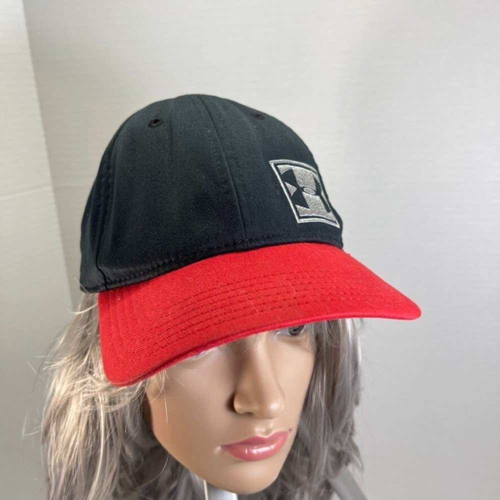 Under Armour Hat Cap Mens Medium/Large Black Red Big Logo Golf Casual 1334